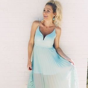 💃 Greenish blue mint pleated midi summer dress